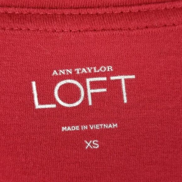 Ann Taylor Loft Red Long Sleeve Tee. Size XS - Picture 2 of 6